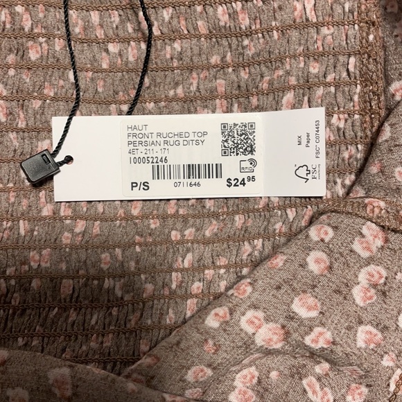 Brand new , never worn small  woman’s crop top - Picture 4 of 4